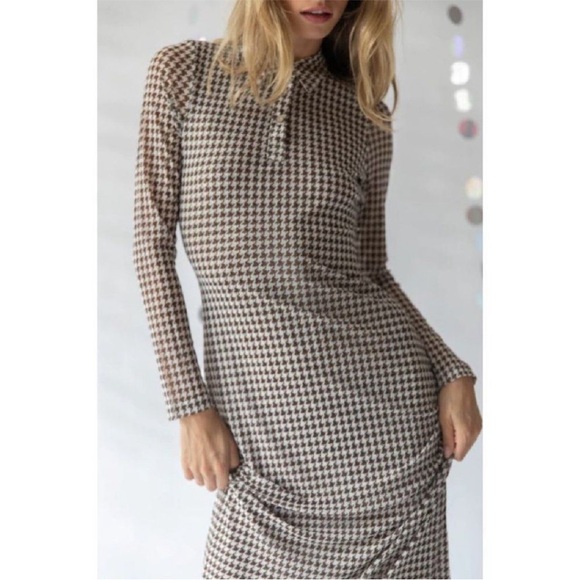Find Me Now Dresses & Skirts - Find Me Now Elena Houndstooth Dress Sz S